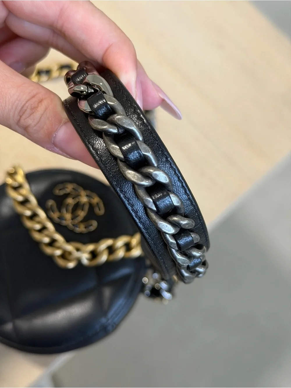 CHANEL 19 Round Clutch with Chain Quilted Leather